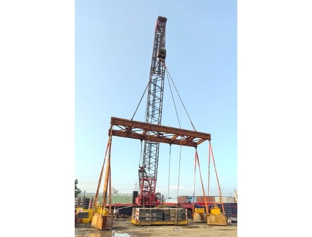 Lifting Frame
